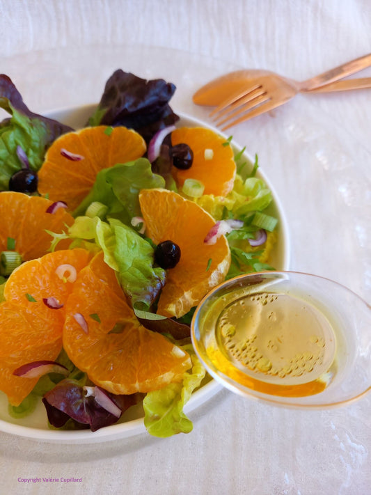Salade d'oranges et sauces aromatiques