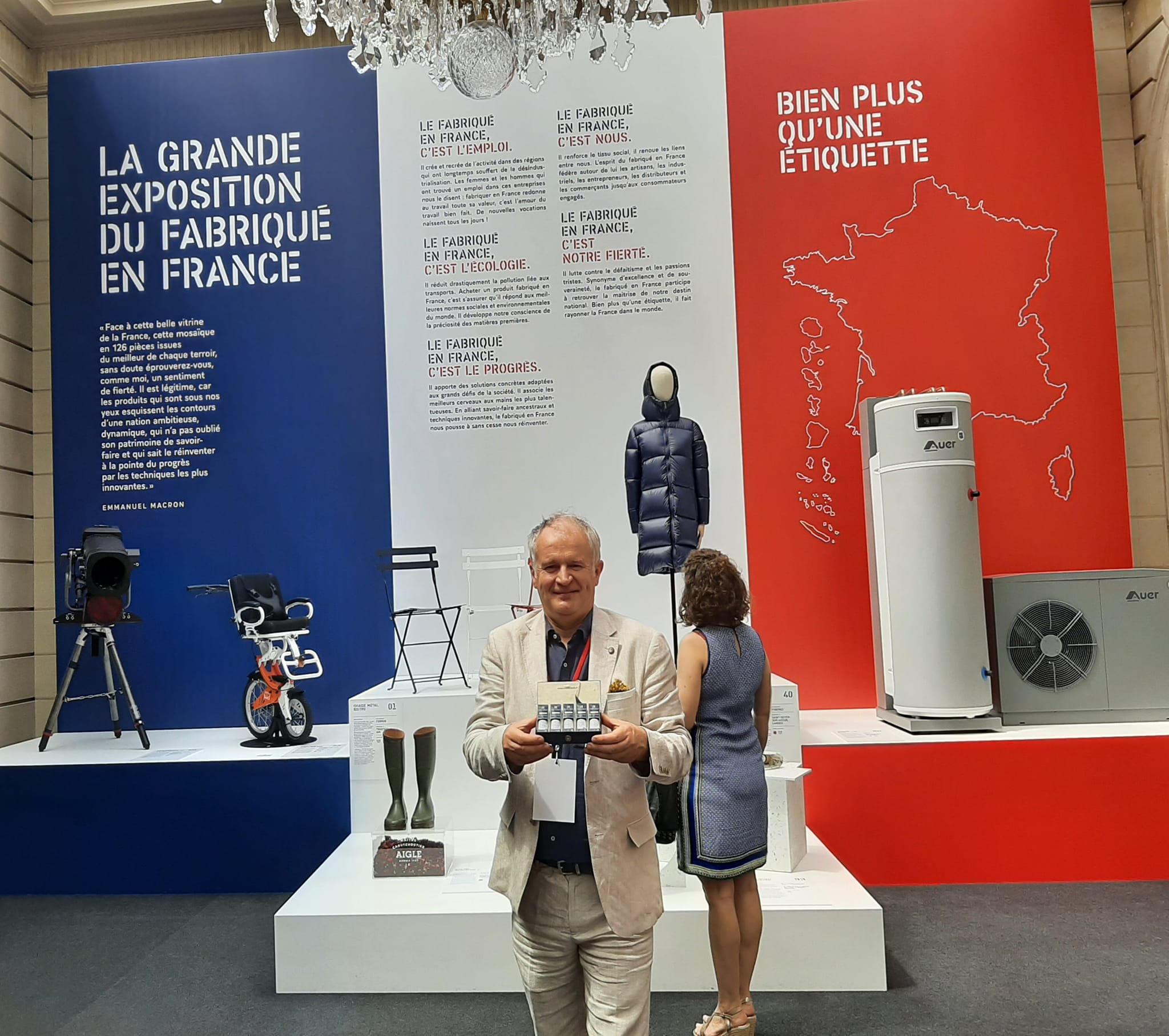 Laurent Gautun at the major Made in France exhibition at the Elysée Palace in 2021, where Essenciagua was the winner.